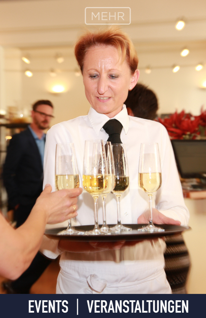 LIGHTREEL Productions, Medienproduktion und Fotografie in Augsburg, Studiofotografie, Eventfotografie, Foto, Bilder, Veranstaltungen, Firmenfeier, Firma, Schnappschuss, Business, Corporate, Image, mobiles Studio, Leinwand, Fotograf